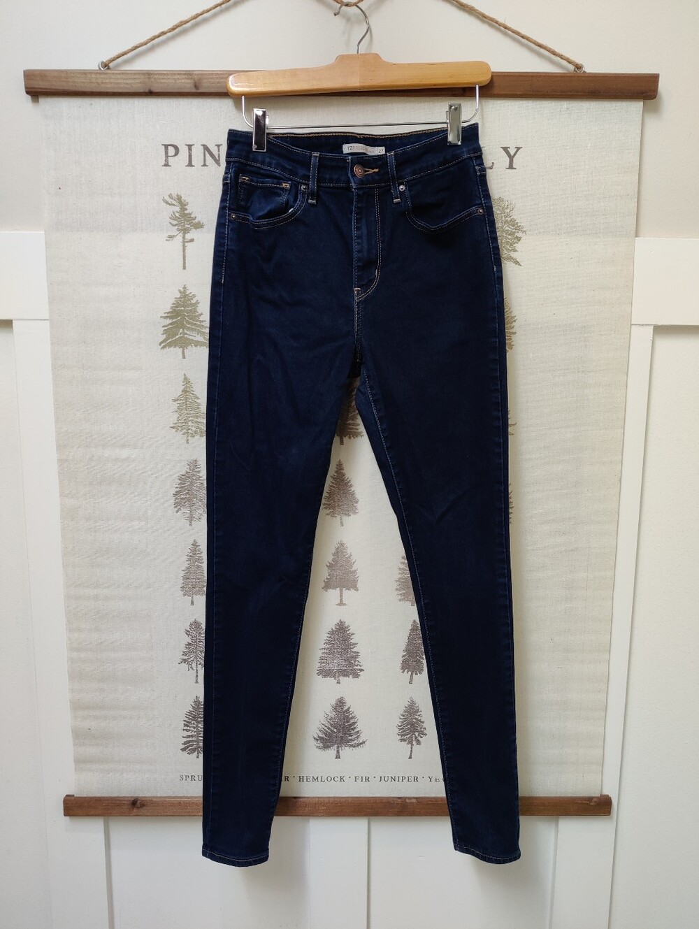 ​LEVI'S 721 High Rise Skinny Jeans Dark Indigo Wash Women's Size 27